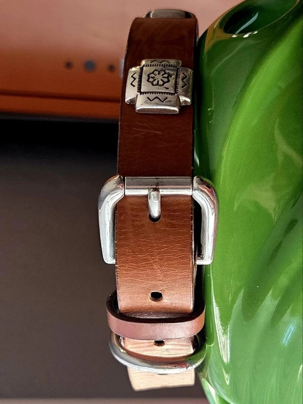 NWOT Sundance Catalog NewYork Dog Leather/Sterling Silver Concho Dog Collar